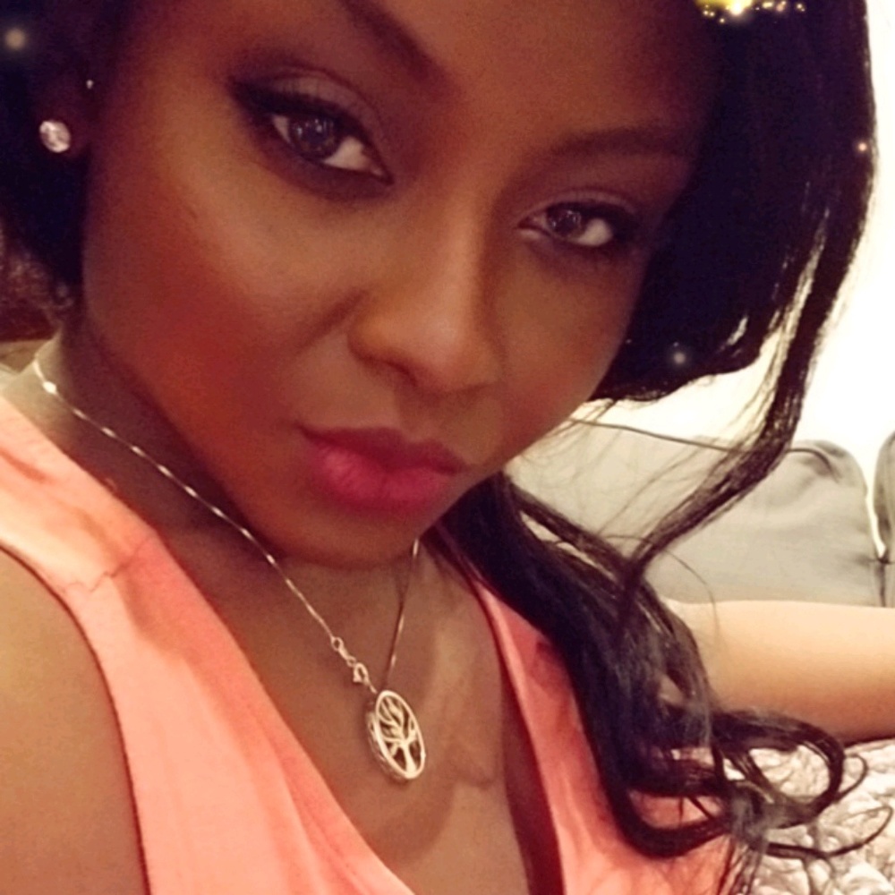 Meet your Posher, Jea